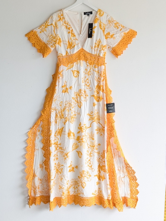 Lulus Dresses & Skirts - Lulu's White Maxi Dress with Yellow Floral Print